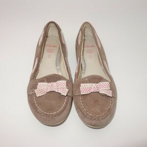 Clarks Suede Slip On Boat Shoes Loafers Brown Pink Polka Dot Bow Girls 12.5
